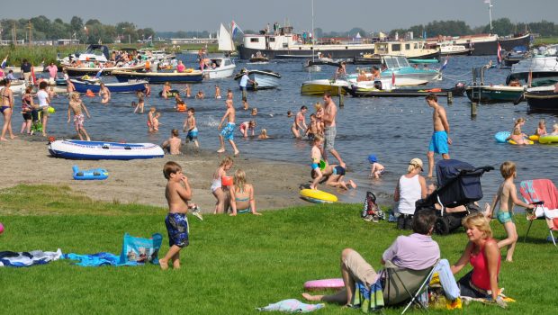 koudenhoorn het joppe strand warmond