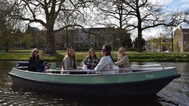 sloep verhuur boot leiden